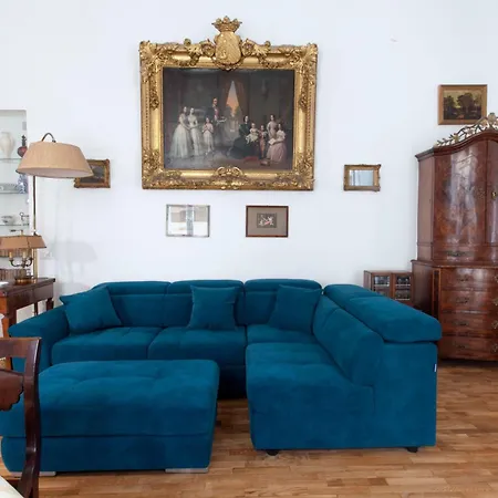 Conte Royal Chiaia * Napoli